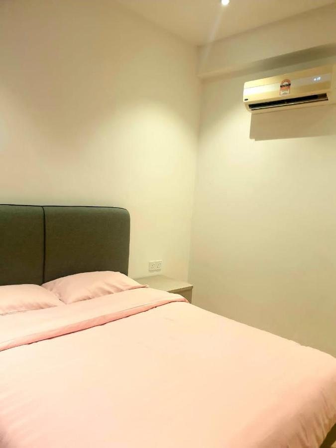 Classic & Comfy 2 Bedroom Condo Georgetown 温馨爵士双房公寓 Bagan Jermal Bagian luar foto
