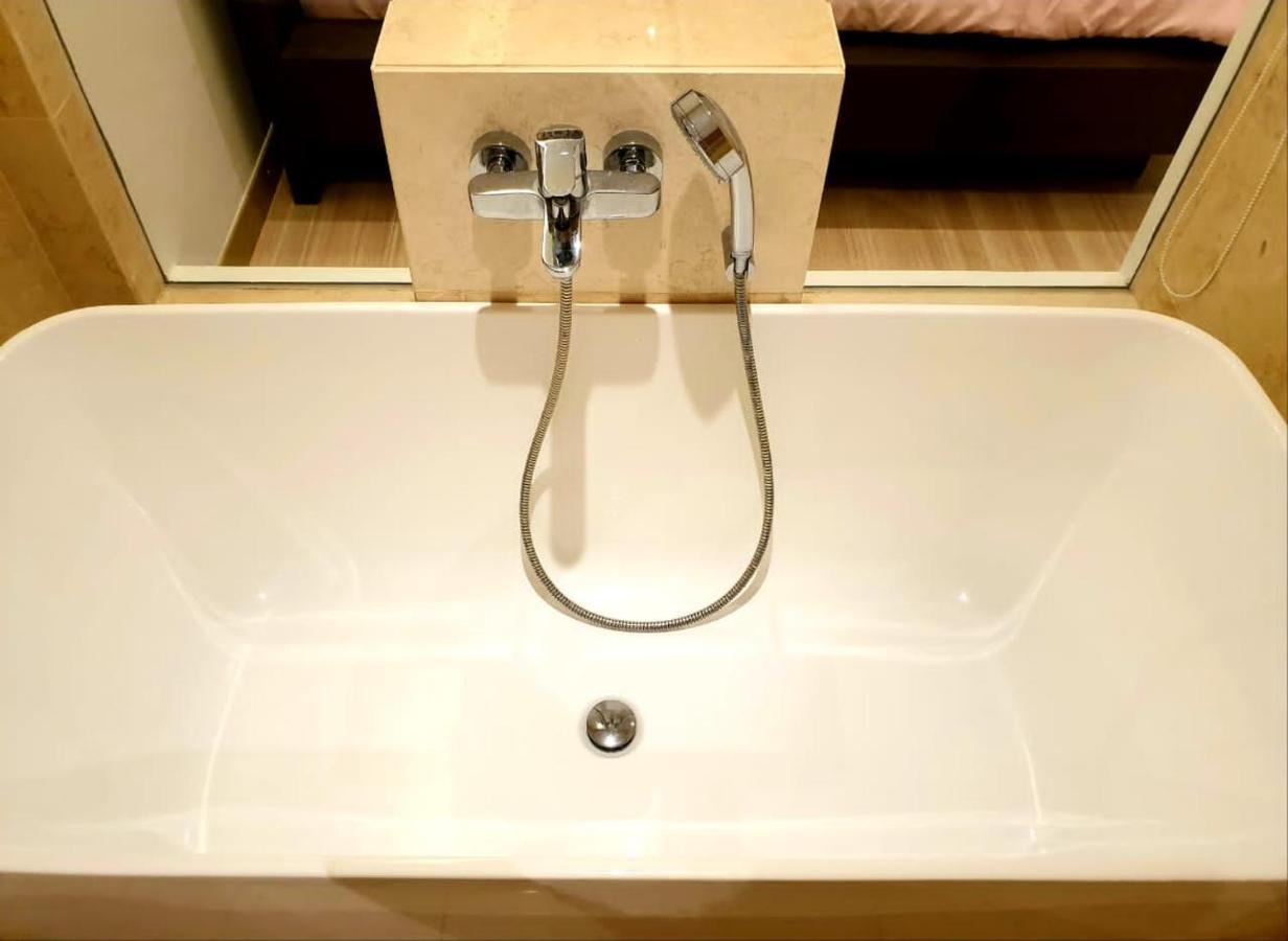 Classic & Comfy 2 Bedroom Condo Georgetown 温馨爵士双房公寓 Bagan Jermal Bagian luar foto